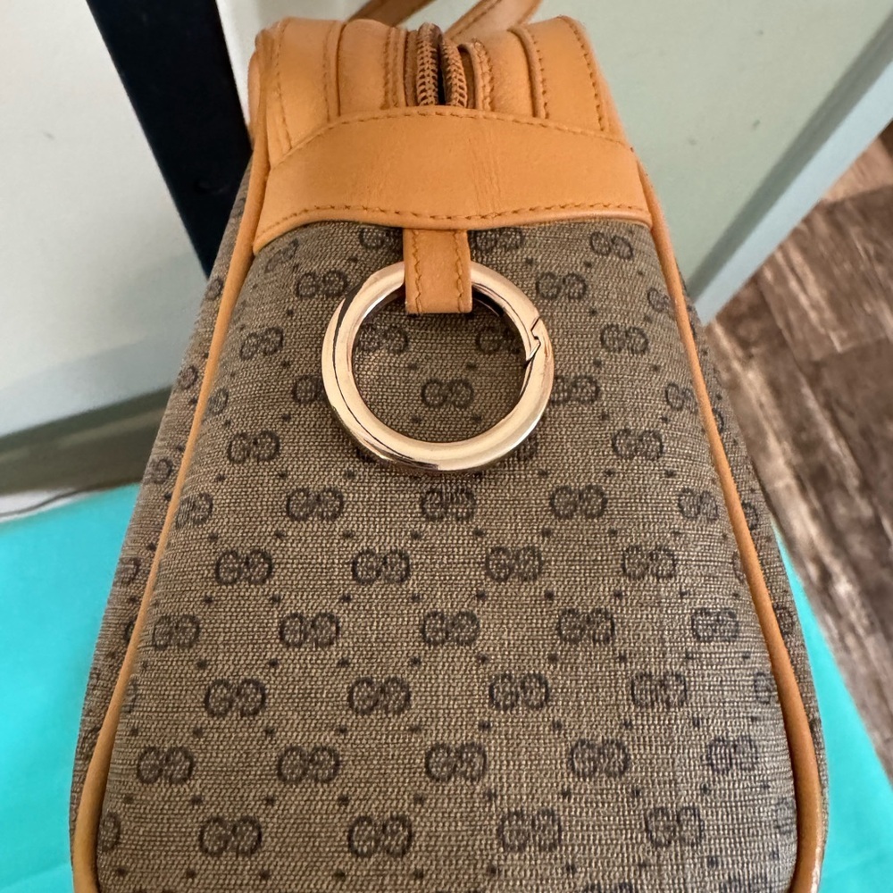 Gucci Micro Logo Beige and Taupe Handbag - Picture 3 of 14